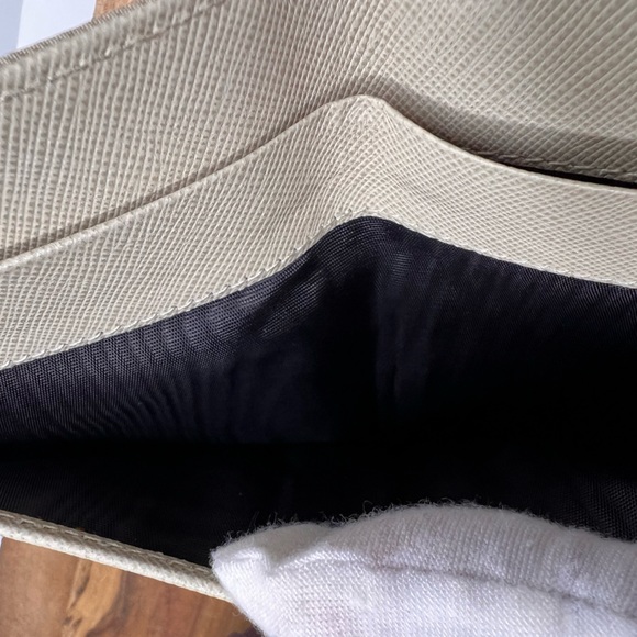 Vintage Authentic Prada Bi-fold Tessuto Gold Zip Wallet Made In Italy - Picture 10 of 13